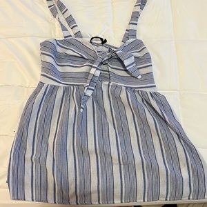 Super cute dressy tank top!!